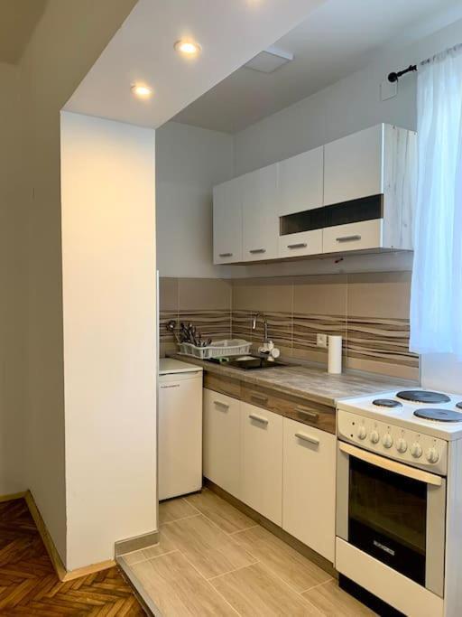 Central City Apartment Skopje Ngoại thất bức ảnh
